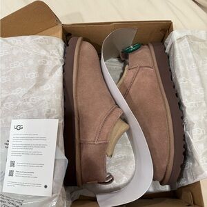 UGG women